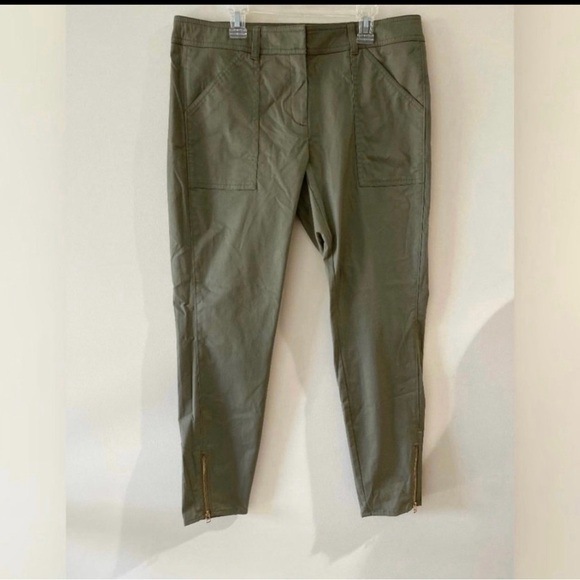 Women’s Green Ankle Cargo Pants - Picture 1 of 10